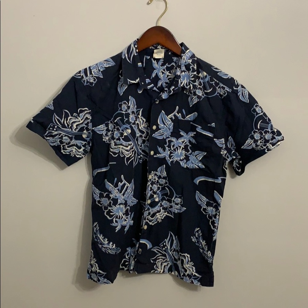 Button up shirt